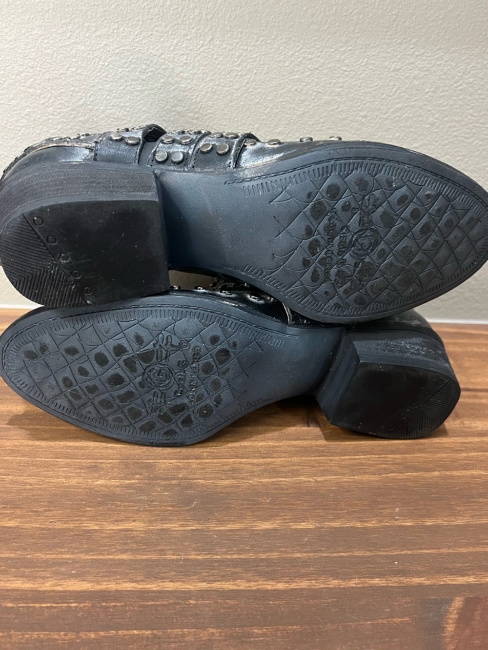 CIRCLE G BLACK Distressed  MOTO Leather Studded Booties SZ 8 MADE IN MEXICO EUC - Picture 6 of 10